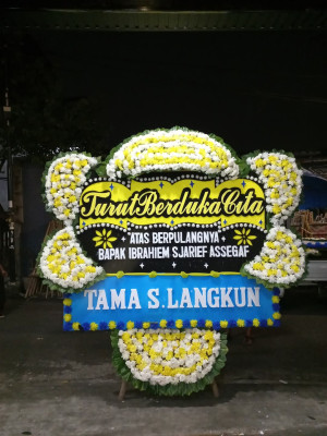 Papan Bunga Duka di Bandar Dua